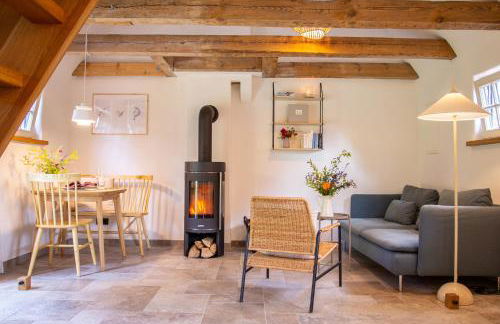 Ruhiger Rückzugsort mit Kamin & Garten, für Paare - Foto 8