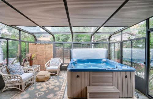 Skyline Stargazing Cabin with hot tub - Photo 21