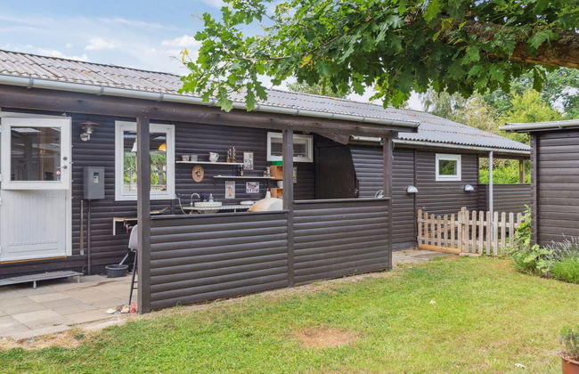 "Holmwith" - 200m from the sea - Foto 8