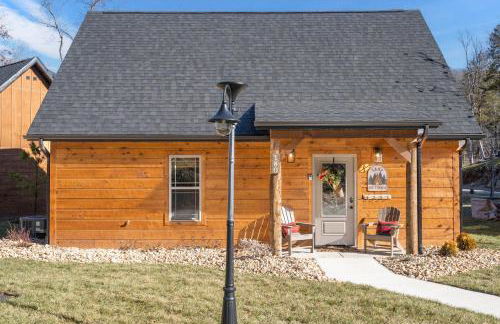 New Cabin at Tall Timbers! Free Tickets! Indoor and Outdoor Pools! - Foto 50