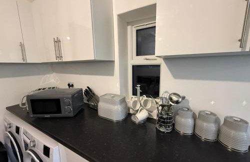 Cosy Six Bedroom House in Bedford Town - Foto 16