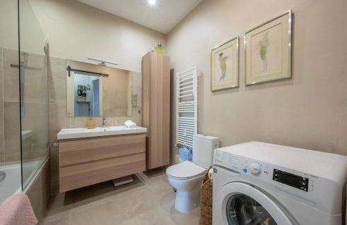 LX191 2P design & coloré face gare - Balcon & clim - Foto 9