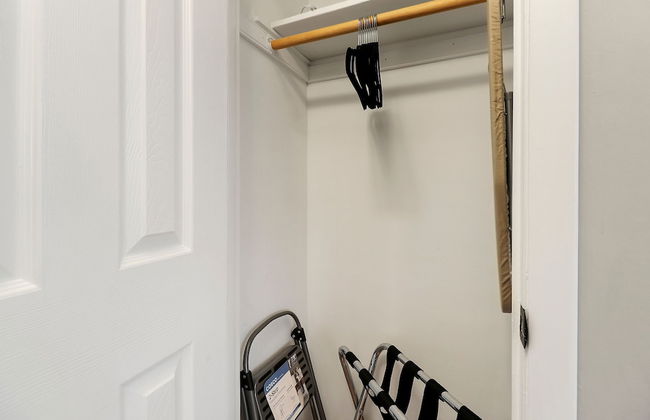 Scenic 1BR APT in Arlington Heights - Foto 1