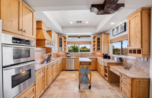 Villa 1 level on half acre 12-min to Strip - Foto 15