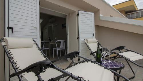 Villa "Baci sul Mare" Attico- Spiaggia privata - Foto 3, sunbed