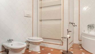 Ala di Maniero in Agriturismo Valdrago in Toscana, nel Verde Mugello sulle Colline di Firenze Autodromo Mugello Circuit - Foto 4