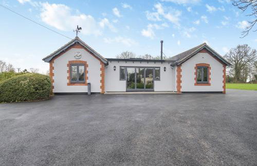 Walcot House Stables - Photo 8