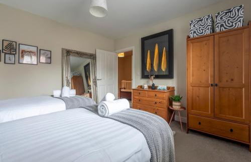 Charming Modern Retreat with Private Garden - Pass the Keys - Foto 22