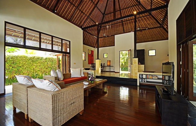 Two Bedrooms Villa With Private Pool, Large Landscape Garden and Kitchen - Foto 7