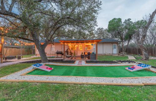 Texas Vacation Home, Game Room & POOL by Sixflags - Foto 50