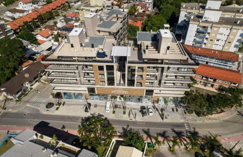 306 Bl 03 - WaldGarten Bombinhas - 50 m do Mar e Frente Avenida - Condomínio de Alto Padrão - Piscina - Academia - Salão de jogos - Foto 61