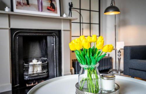 42 is the Answer- Stunning York townhouse appearing on TV Holiday Home Show - Foto 15