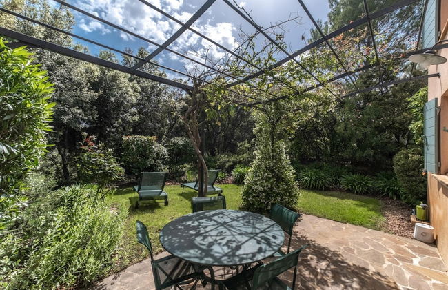 Resort in La Motte Near Golf & Beaches - Photo 15