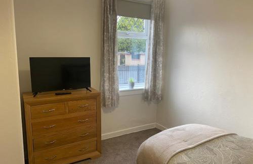 3BR Sleeps 6 Free Parking Near Glasgow City - Foto 25