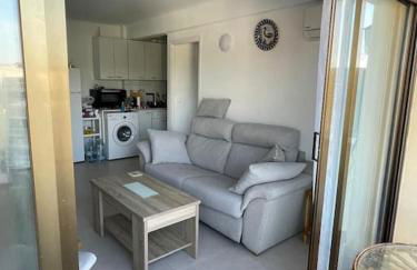 Comarruga Seaside Bliss Apartment, 100m to beach - Foto 2