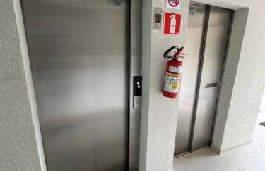 Apartamento moderno, completo e ótima localização - Foto 8