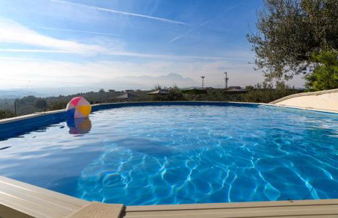 Beautiful Apartment In Moscufo - Foto 2