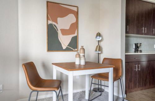 Blueground Centennial pool nr Red Morton Park SFO-852 - Foto 6