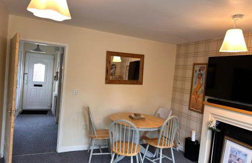 3 Bed Entire House - Runcorn - Foto 10