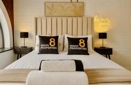 Canal Side Luxury Apartment in Leeds City Centre Sleeps 3 - Foto 2