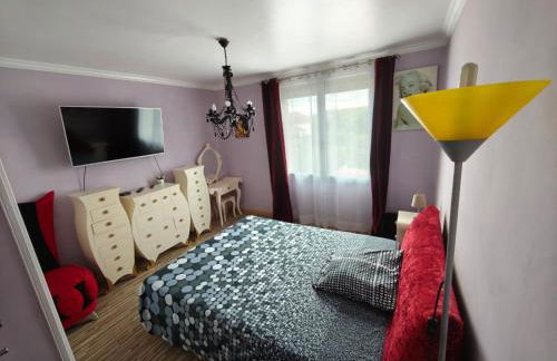 independent apartment in house with 3 bedrooms - Foto 8