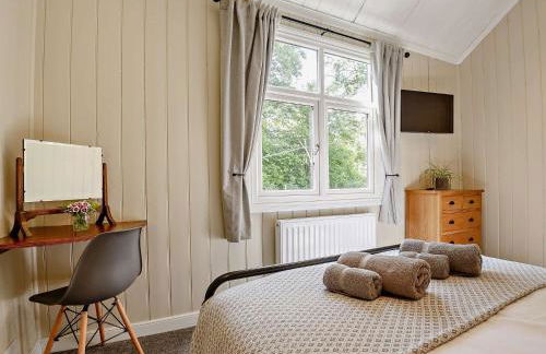 4 Bed in Llanfairtalhaiarn 88973 - Photo 20