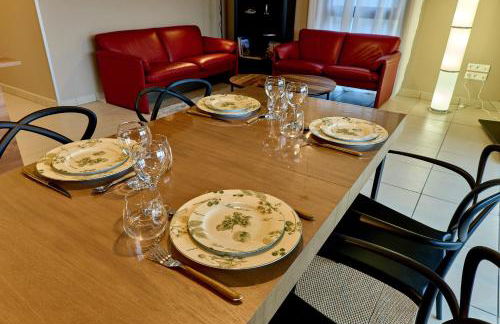 Le Manou, Appartement neuf avec terrasse, parking sous-terrain & ascenseur by PRIMO C0NCIERGERIE - Foto 9