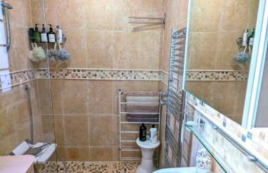 Luxury 2 Bed Cottage with Log Fire Hot Tub & Sauna - Foto 15