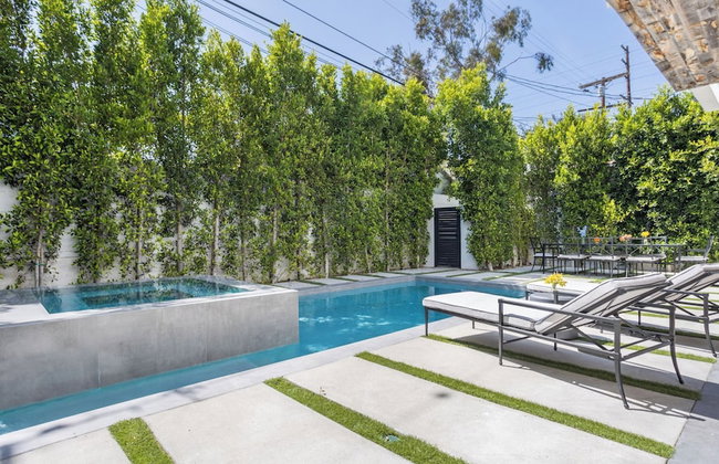 Luxe Weho Villa, Walk to Melrose Ave, Pool + Hot Tub North Vista by Avantstay - Foto 119