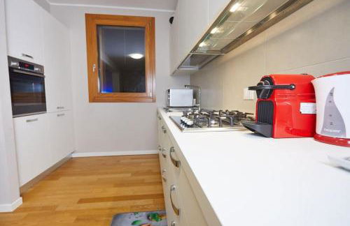 Center Aviano Comfort Suite FREE PARKING WIFI - Foto 13