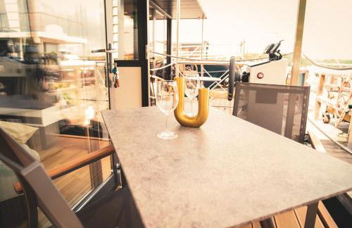 TraumZeitBoot Heidi - exklusiver Festlieger in perfekter Lage am Scharmützelsee Bad Saarow - Foto 27