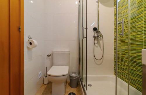 James's Quinta das Palmeiras, spacious 2 bedroom apartment in luxury complex, walking distance to town and beach - Foto 33