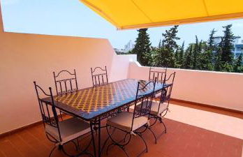 Blue & Yellow Penthouse with Terrace at Balaia Mar - Foto 14