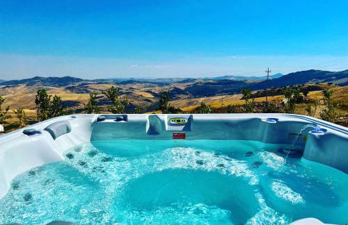 MonteSoprano Agriturismo - Resort - Spa - Gym -Camping - Suite - Foto 1