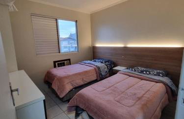 Apto 2 quartos, cond fechado, com vaga, 4º andar por escadas - Foto 9
