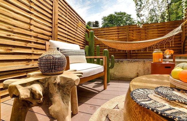 The Majestic Garden Suite - Photo 53