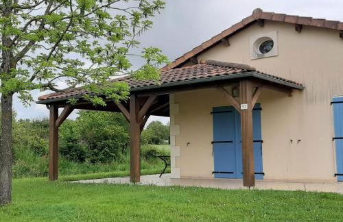 Villa in Les Forges with Golf & Pool Access - Foto 10