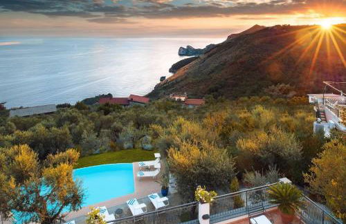 Villa Chez Piè Panoramic Views Pool and Guest Services - Foto 2