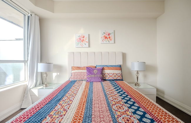 Modern Apartments in North York - Photo 14