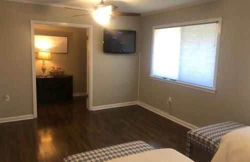 Luxury Midtown Home - Only a few blocks from FGH - Foto 30