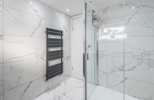 Spacious 4BR Home Garden & Office Space - Foto 19