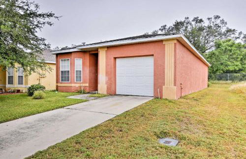 Pet-Friendly Gem with Yard and Pool Access in Sebring - Foto 22
