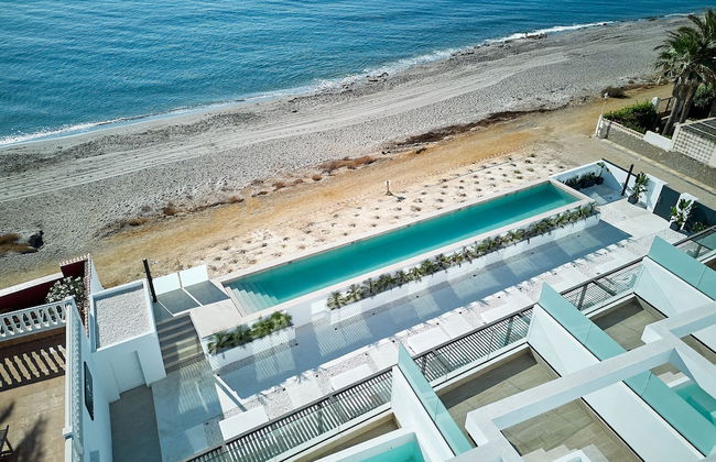 ANCON SUITES - Photo 1