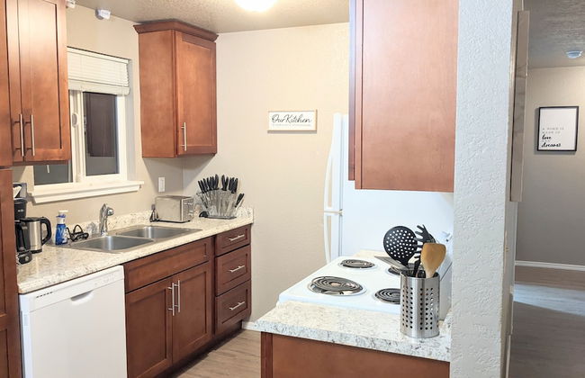 Beautiful Midtown Apartment - Huv - Photo 5