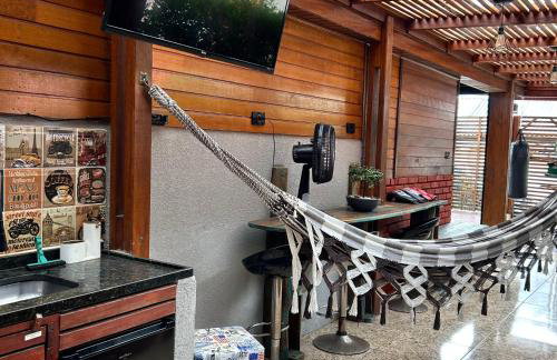 Chalé com PISCINA Privativa, com 2 QUARTOS, ESTACIONAMENTO em Condomínio com PORTARIA 24h, Sauna, Quadras, 3 PISCINAS no condomínio, Pesca e Parquinho Infantil - SmarTV na sala de estar, TV na área CHURRASQUEIRA, Wi-Fi e Cozinha Completa - Foto 63