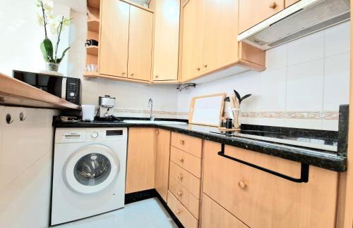 AA Guest - Victoria Center Eco Apartment - Photo 10