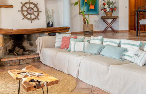 Villa Patty with infinity pool in front of the sea, parking and wifi - Foto 58