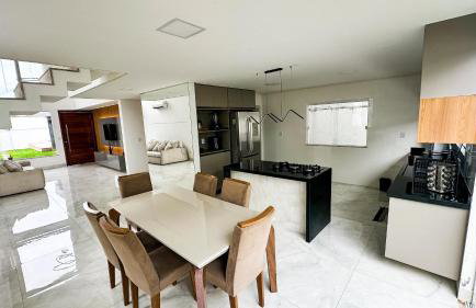 Mansão Climatizada com piscina e churrasqueira - Foto 7