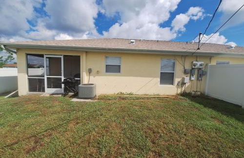 Home 3 beds 1 full bath 1 half bath Port Charlotte near beach - Foto 20