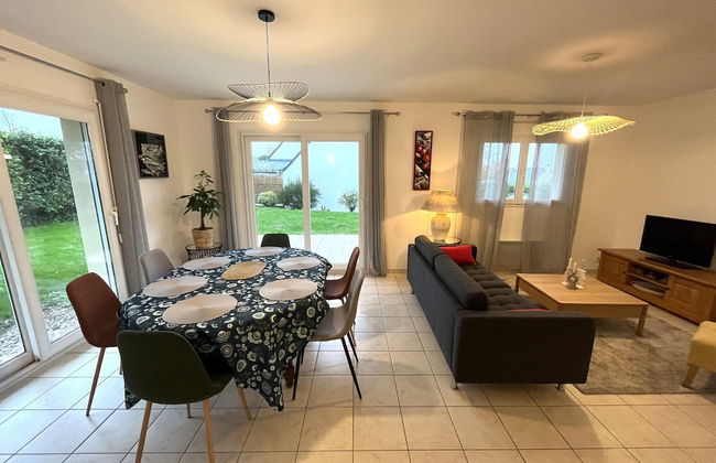 Apartment in Carantec Near Sandy Beaches - Foto 1